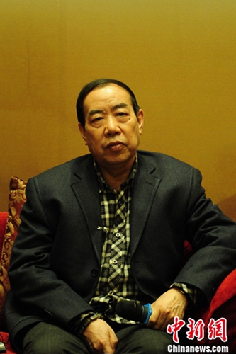 资料图：贾平凹的新书《带灯》在北京举行发布会。<a target='_blank' href='http://www.chinanews.com/'>中新社</a>发 崔楠 摄
